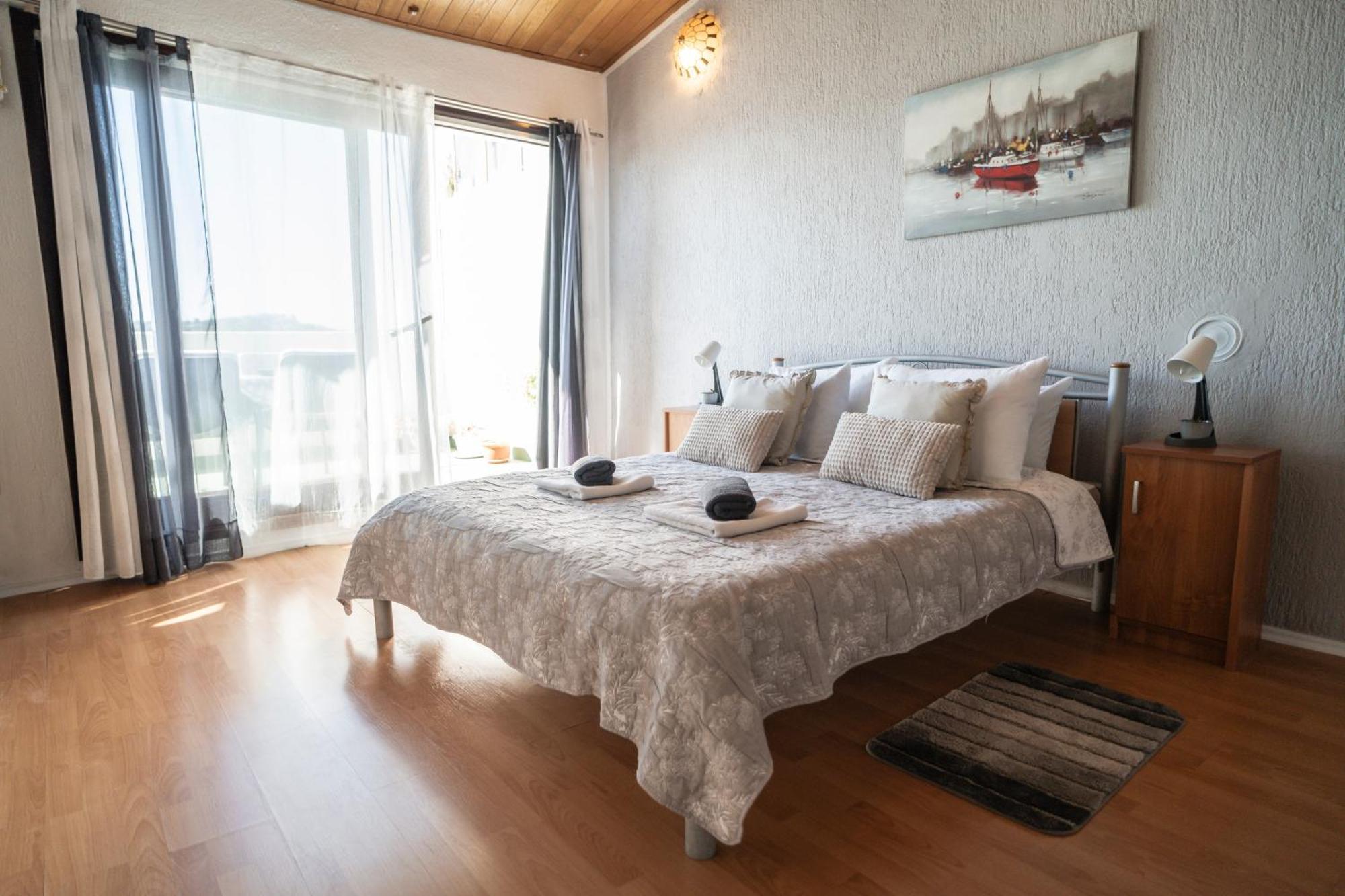Pension More Šibenik Екстериор снимка